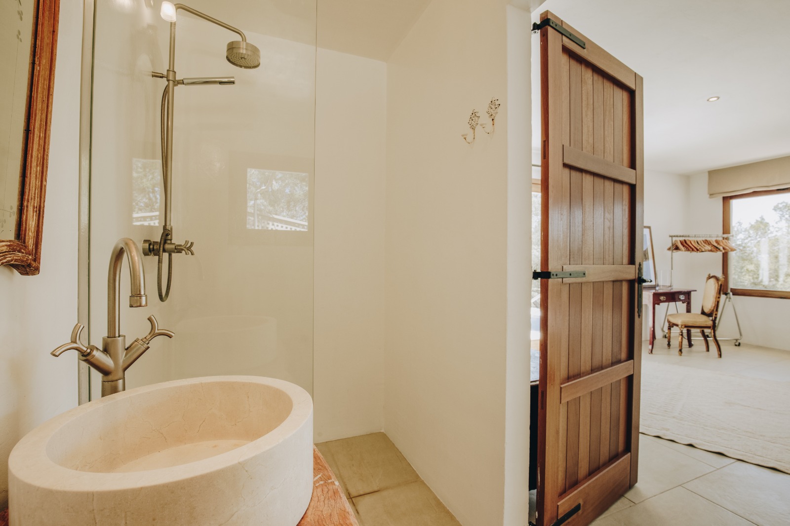 Resa estates finca tourist license sale ibiza shower 1.jpg